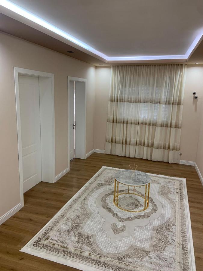 Vila Qyteza Корча Екстериор снимка